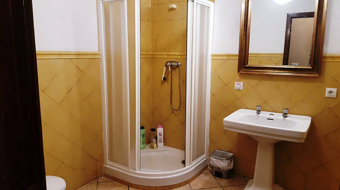 La Hospedería de Ana - Baño Amarillo