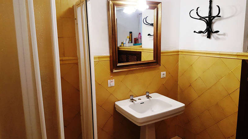 La Hospedería de Ana - Baño Amarillo