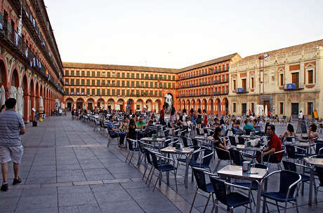 La Hospedería de Ana / Plaza de la Corredera
